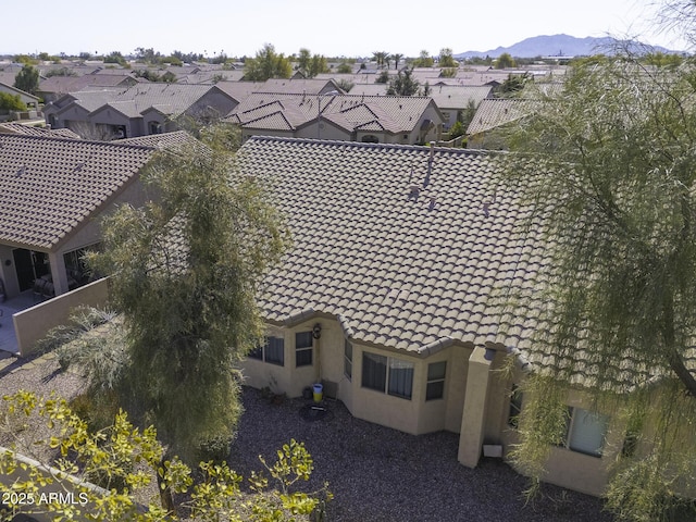 bird's eye view with a mountain view