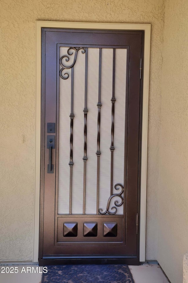 728 S Meadowood Ln, Sierra Vista, AZ 85635 - entrance to property featuring stucco siding