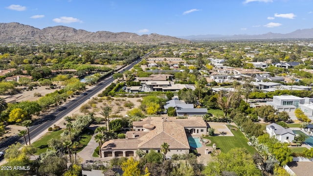bird's eye view featuring a residential view and a mountain view