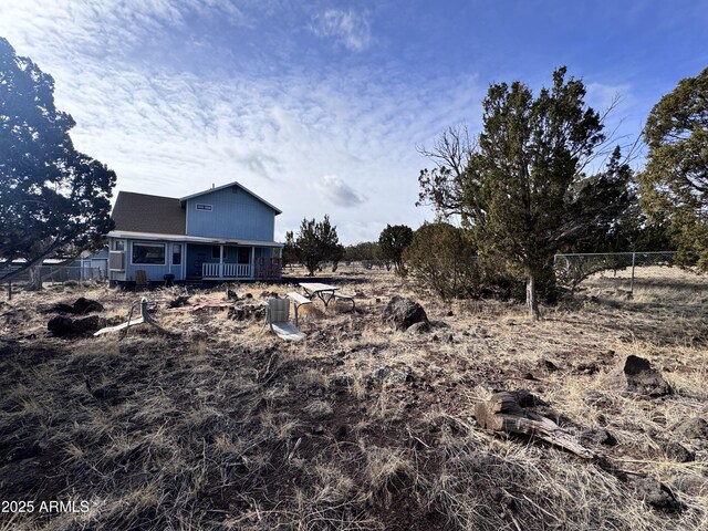 view of yard featuring fence