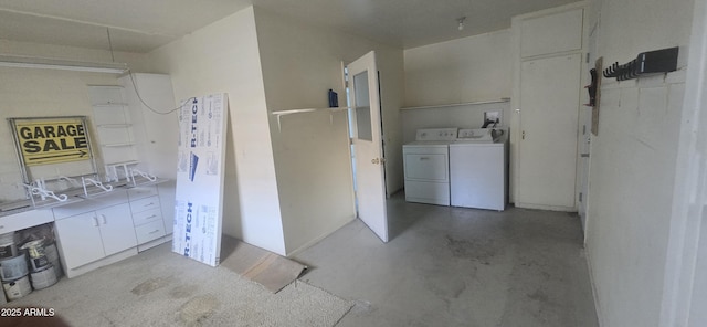13816 N 103rd Ave, Sun City, AZ 85351 - interior space featuring laundry area and washing machine and clothes dryer