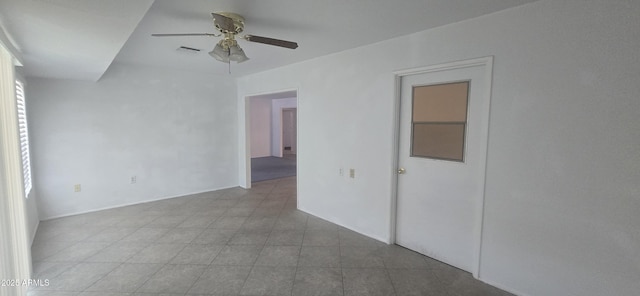 13816 N 103rd Ave, Sun City, AZ 85351 - unfurnished room featuring visible vents and a ceiling fan