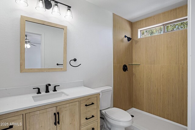 1236 S Boulder St Unit C, Gilbert, AZ 85296 - bathroom with vanity, a tile shower, and ceiling fan