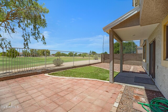 1236 S Boulder St Unit C, Gilbert, AZ 85296 - fenced backyard featuring a patio
