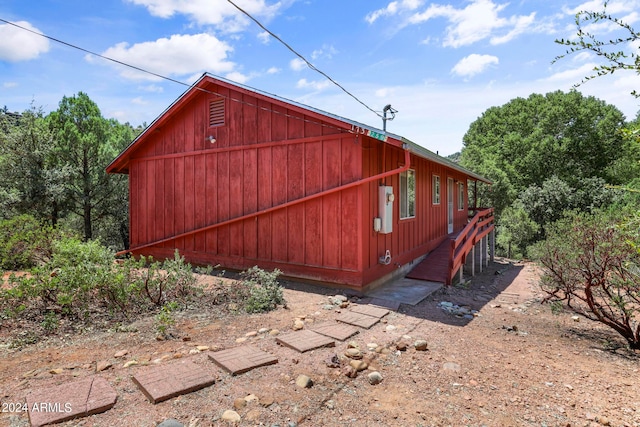 view of home's exterior