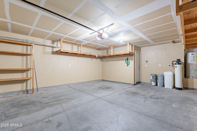 645 W Kingman Loop, Casa Grande, AZ 85122 - garage with a garage door opener and electric water heater