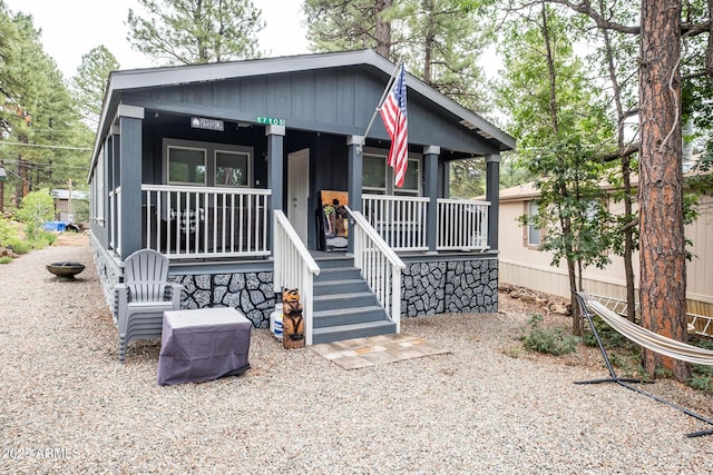 view of front of house with covered porch