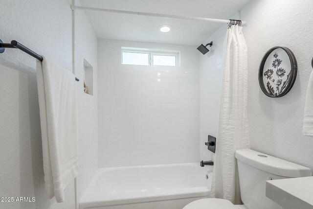1021 S Almar Cir, Mesa, AZ 85204 - full bath featuring toilet, shower / bath combo, a textured wall, and vanity