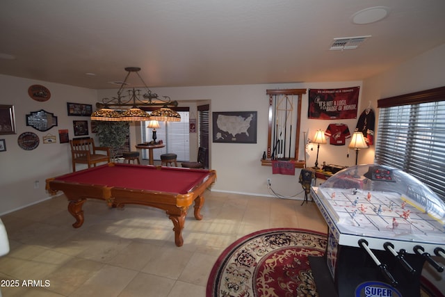 playroom featuring pool table