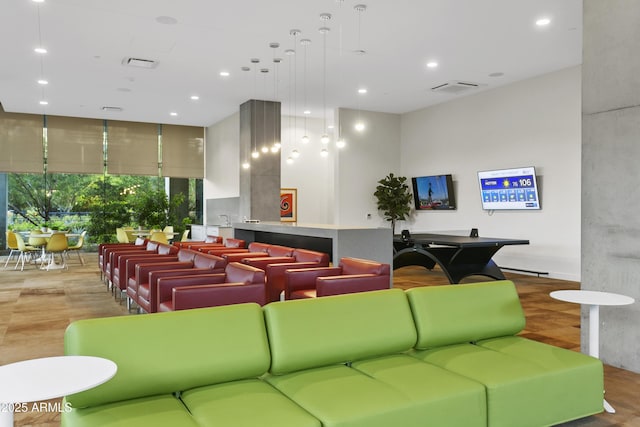 7180 E Kierland Blvd Unit 814, Scottsdale, AZ 85254 - building lobby with recessed lighting