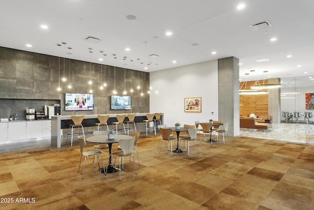 7180 E Kierland Blvd Unit 814, Scottsdale, AZ 85254 - lobby featuring recessed lighting