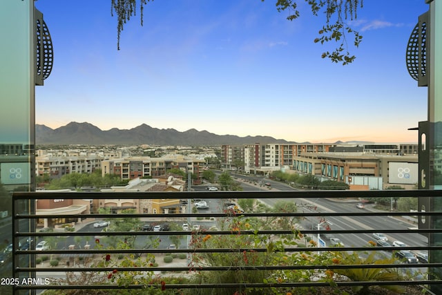 7180 E Kierland Blvd Unit 814, Scottsdale, AZ 85254 - balcony featuring a mountain view