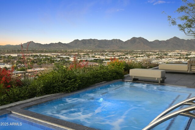7180 E Kierland Blvd Unit 814, Scottsdale, AZ 85254 - view of pool featuring a mountain view
