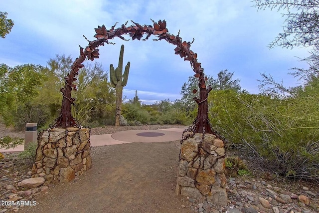 12679 W Lowden Rd, Peoria, AZ 85383 - view of property's community with a patio area