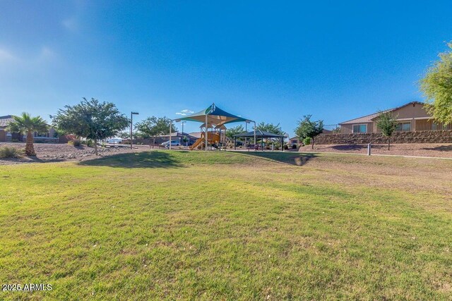 15862 W Fillmore St, Goodyear, AZ 85338 - view of green lawn