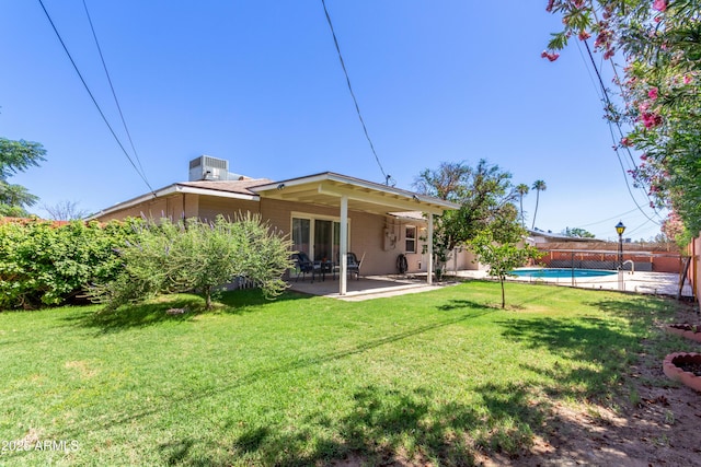 6009 W Medlock Dr, Glendale, AZ 85301 - back of house featuring a fenced backyard and a patio