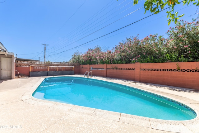6009 W Medlock Dr, Glendale, AZ 85301 - view of pool with a fenced backyard and a patio area