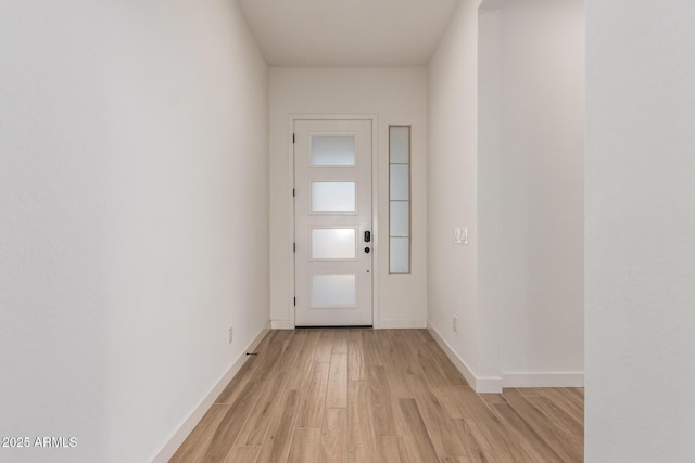 6356 S Granite St, Gilbert, AZ 85298 - entryway featuring light wood-type flooring and baseboards