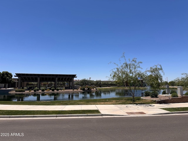 6356 S Granite St, Gilbert, AZ 85298 - water view
