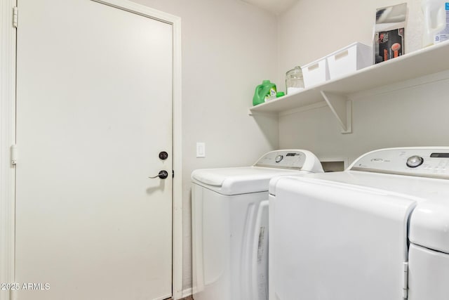 3821 N 125th Dr, Avondale, AZ 85392 - laundry area featuring separate washer and dryer