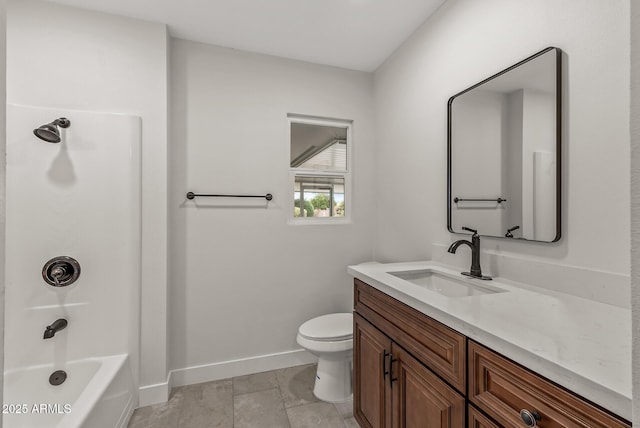 full bath featuring baseboards, toilet, vanity, and shower / bathtub combination