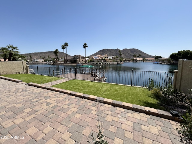 20713 N 56th Ave, Glendale, AZ 85308 - view of patio featuring a water and mountain view