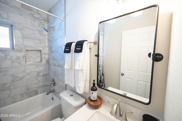 1513 E Sheridan St, Phoenix, AZ 85006 - bathroom featuring toilet, bathing tub / shower combination, and vanity