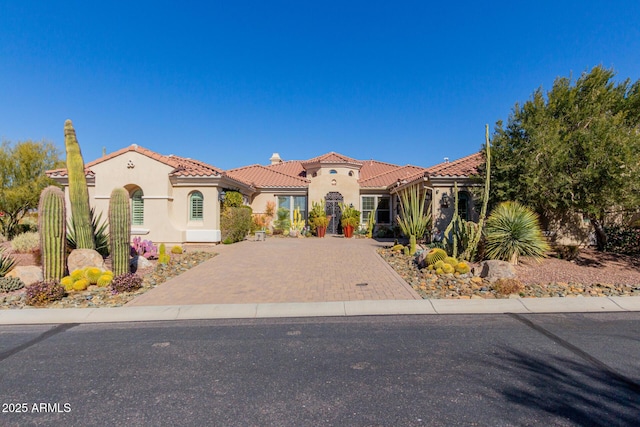 view of mediterranean / spanish-style home