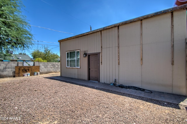 view of outbuilding