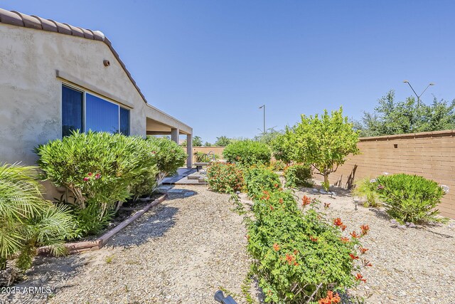 27413 W Tonopah Dr, Buckeye, AZ 85396 - view of yard featuring fence