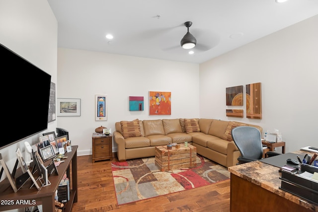 3801 N Goldwater Blvd Unit 201, Scottsdale, AZ 85251 - living area featuring wood finished floors, ceiling fan, recessed lighting, and a desk