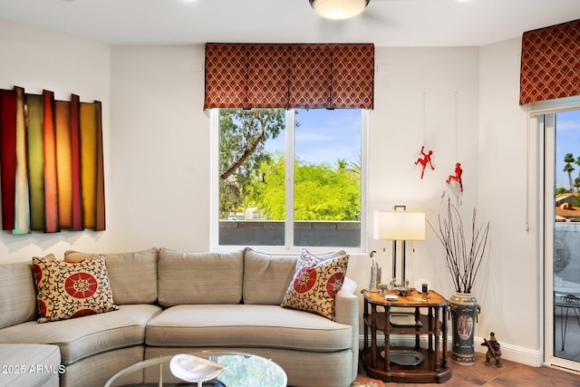 3801 N Goldwater Blvd Unit 201, Scottsdale, AZ 85251 - living room with baseboards
