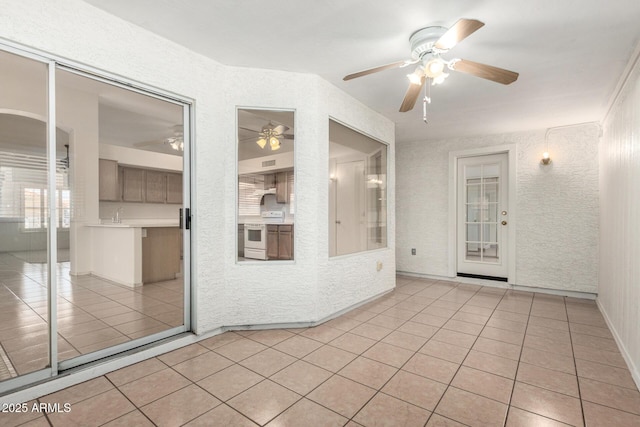 4336 E Aspen Ave, Mesa, AZ 85201 - view of unfurnished sunroom