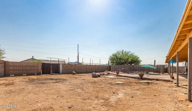 view of yard featuring a patio