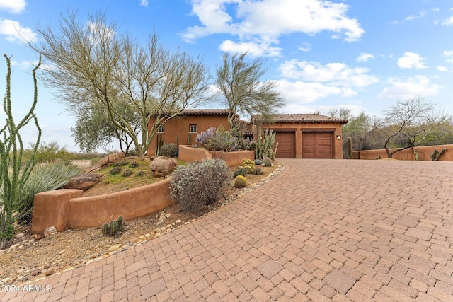 view of front of house featuring a garage