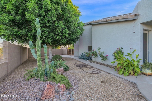 18161 N 63rd Ln, Glendale, AZ 85308 - view of yard featuring a fenced backyard