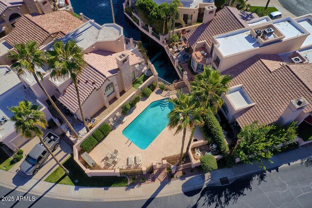 10068 E Cinnabar Ave, Scottsdale, AZ 85258 - birds eye view of property featuring a water view