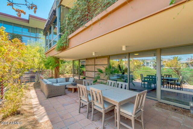 view of patio / terrace featuring outdoor lounge area