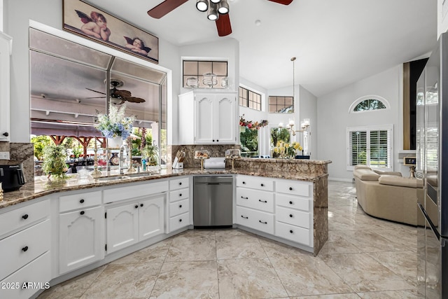 6941 W Voltaire Ave, Peoria, AZ 85381 - kitchen featuring ceiling fan, a sink, stainless steel dishwasher, a peninsula, and backsplash