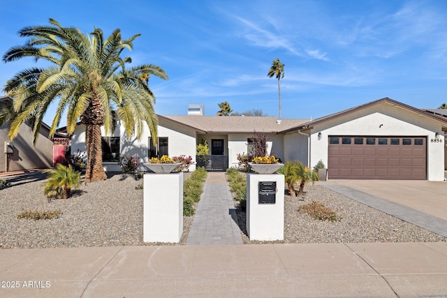 view of front facade with a garage