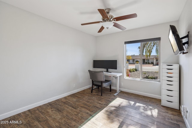 office area with ceiling fan