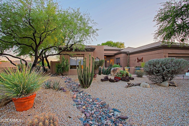 32472 N 68th Pl, Scottsdale, AZ 85266 - pueblo revival-style home featuring stucco siding