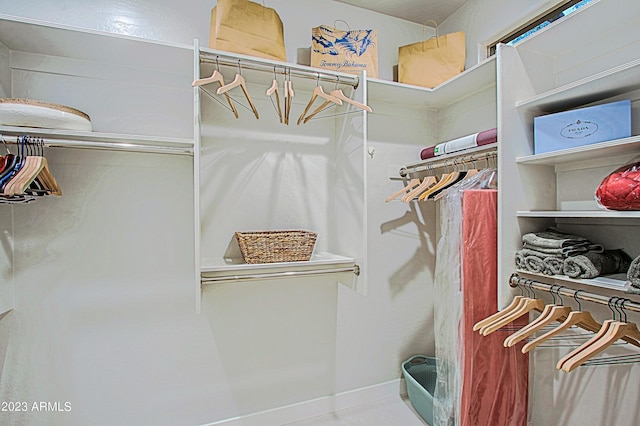 32472 N 68th Pl, Scottsdale, AZ 85266 - view of walk in closet