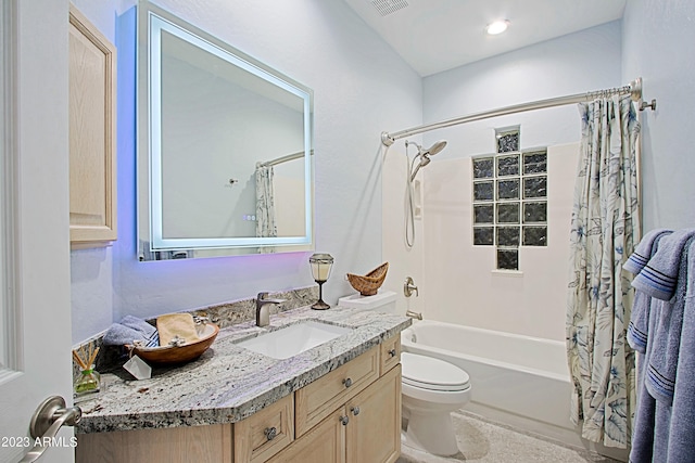 32472 N 68th Pl, Scottsdale, AZ 85266 - full bathroom with toilet, visible vents, shower / bath combo, and vanity