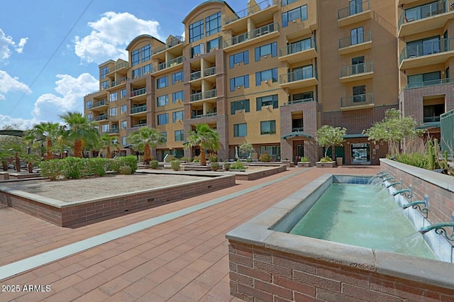 16 W Encanto Blvd Unit 26, Phoenix, AZ 85003 - view of pool