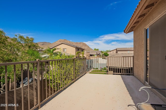 2526 W Florentine Rd, Phoenix, AZ 85086 - view of patio / terrace featuring a residential view, a balcony, and a mountain view
