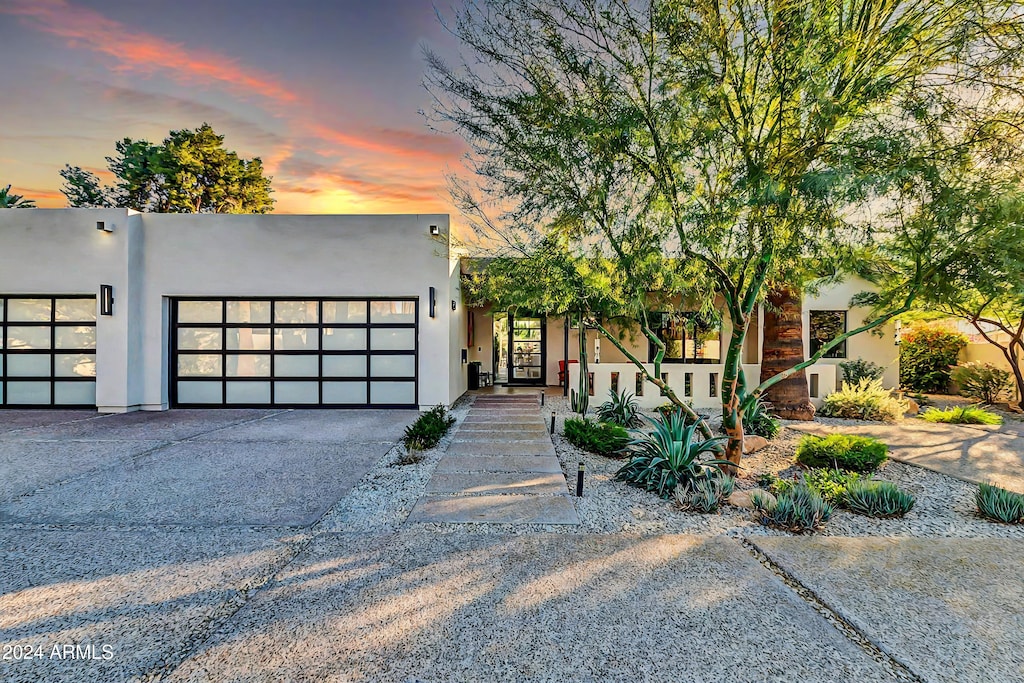 view of front of house featuring a garage