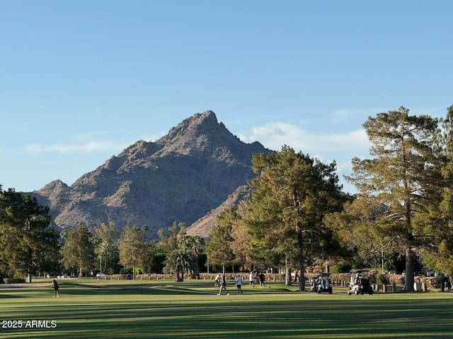 view of mountain feature featuring view of golf course