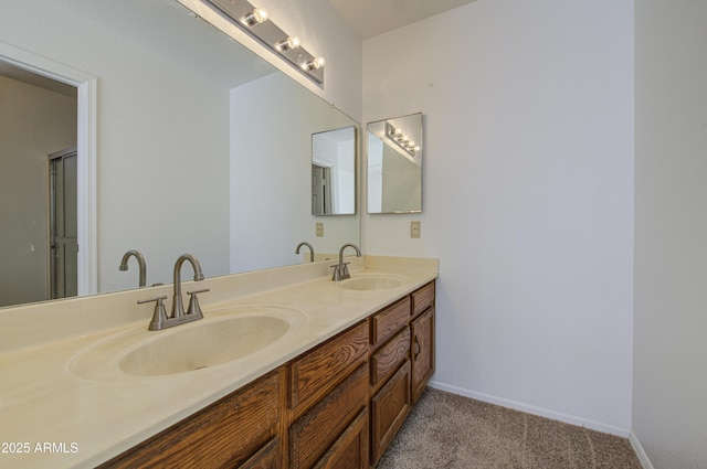 522 W Dennis Ct, Tempe, AZ 85283 - full bath featuring double vanity and baseboards