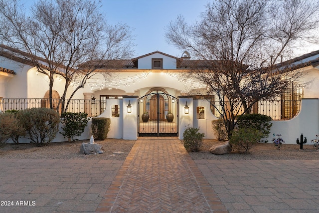 view of mediterranean / spanish-style home